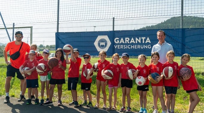 GARANTA Versicherung fördert Sportprojekte für Kinder und Jugendliche 